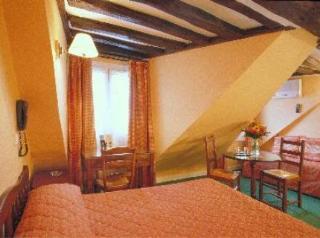 Korner Louvre Hotel