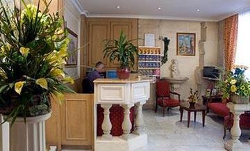 Korner Louvre Hotel 3*